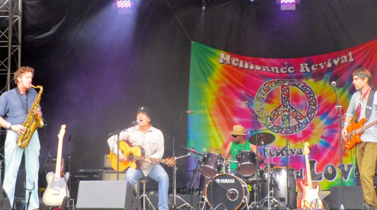Sur l’air des seventies avec le Festival Peace and Love