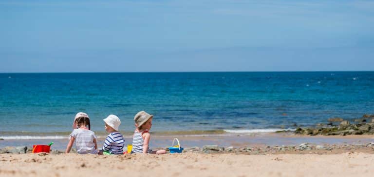 Guide de vacances pour faciliter les séjours en Bretagne