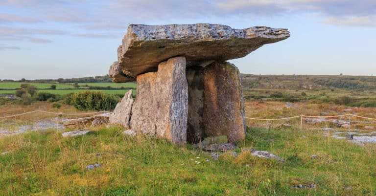 Les sites mégalithiques de Bretagne : des vestiges fascinants de l&rsquo;histoire ancienne ?