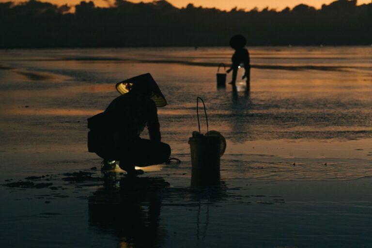 Comment se déroulent les rencontres avec les pêcheurs en Bretagne ?