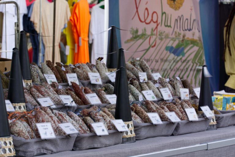 Découvrez les marchés de producteurs en Bretagne : une tradition toujours vivante ?